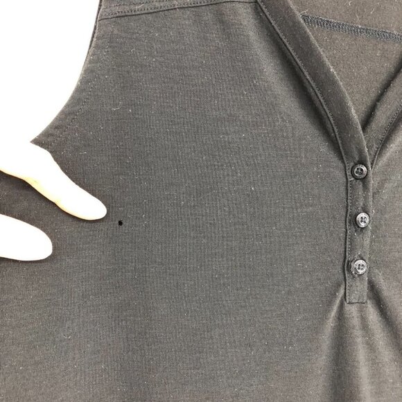 Eddie Bauer Black Sleeveless 1/4 Button Top Size M - Picture 12 of 16